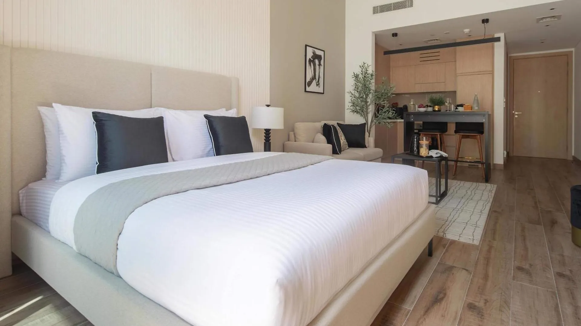 Apartment Frank Porter - Oakley Square Residences Dubai United Arab Emirates